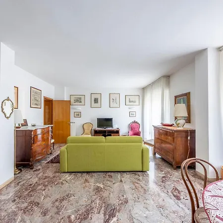 Apartment Italian Experience-mestrina *