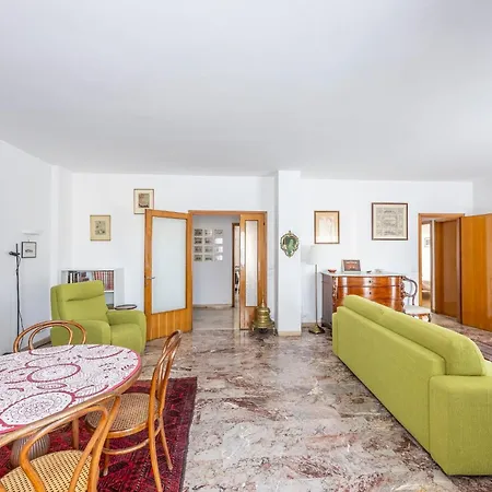 Italian Experience-mestrina Apartman